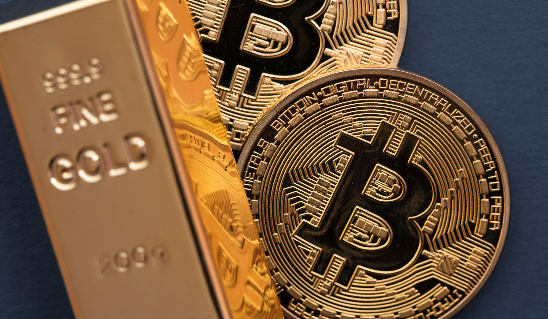 Złoto a Bitcoin